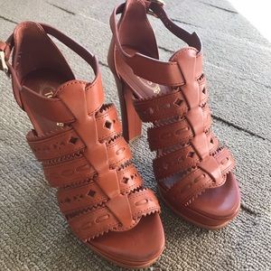 NEW Tod’s Heels | Size:4 (Euro 34)